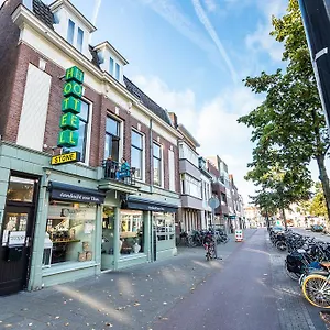 Stone Hotel&hostel Utrecht